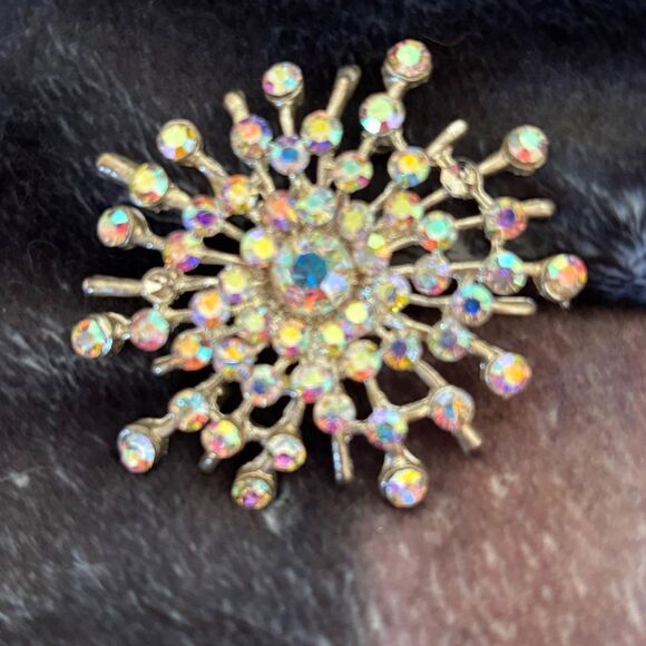 1950’s Star-Burst Sun-Burst Rhinestone Broach With Pendant Loop - Picture 2 of 6